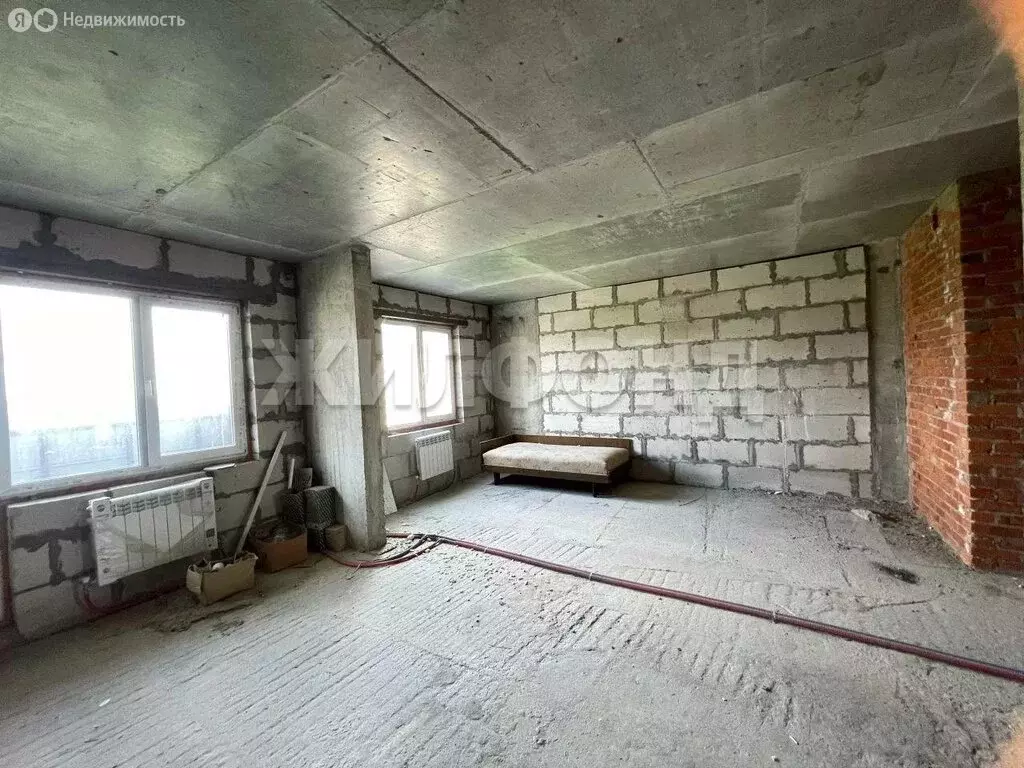 Квартира-студия: Клин, микрорайон Майданово, 4к1 (76.6 м) - Фото 2