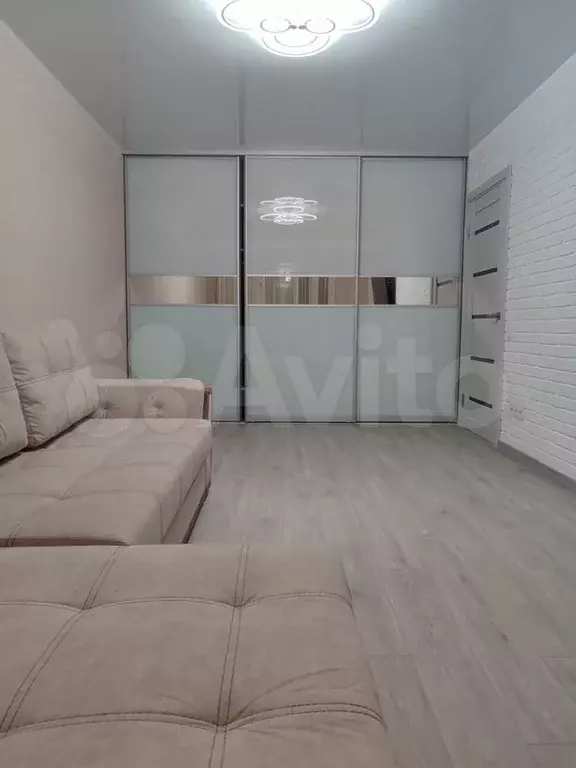 1-к. квартира, 46 м, 5/9 эт. - Фото 0