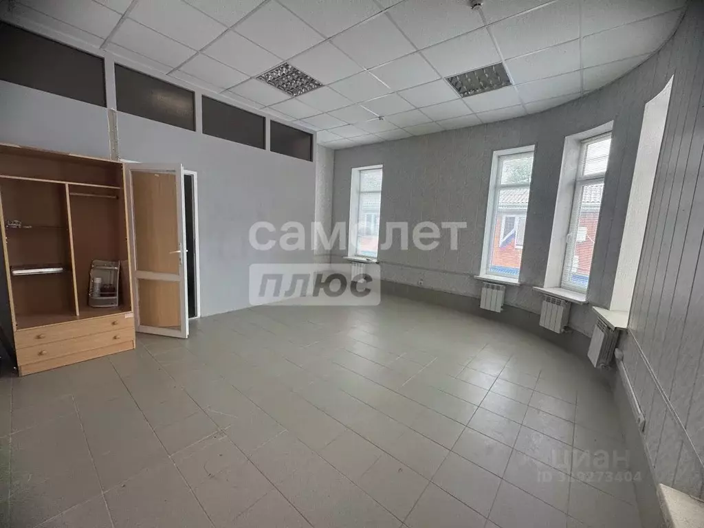 Помещение свободного назначения в Краснодарский край, Горячий Ключ ул. ... - Фото 1