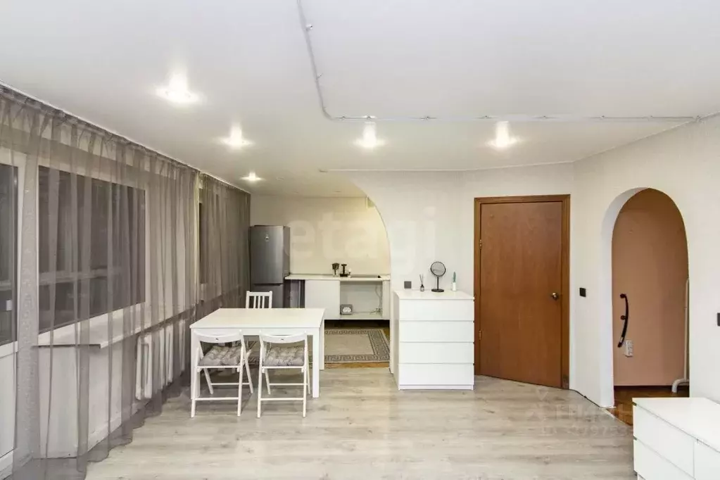 Студия Тюменская область, Тюмень ул. Елизарова, 6 (43.8 м) - Фото 2