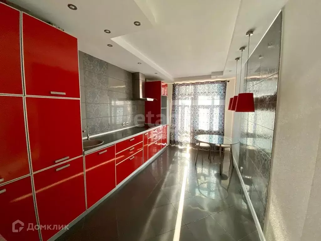 Продаётся 2-к квартира, 70 м - Фото 0