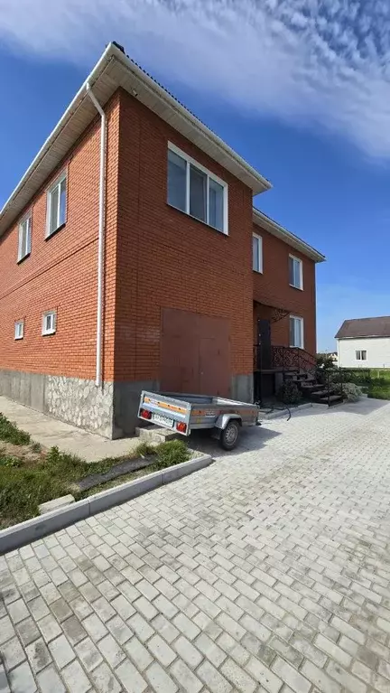 Дом в Омская область, Марьяновский район, пос. Конезаводский  (271 м) - Фото 2