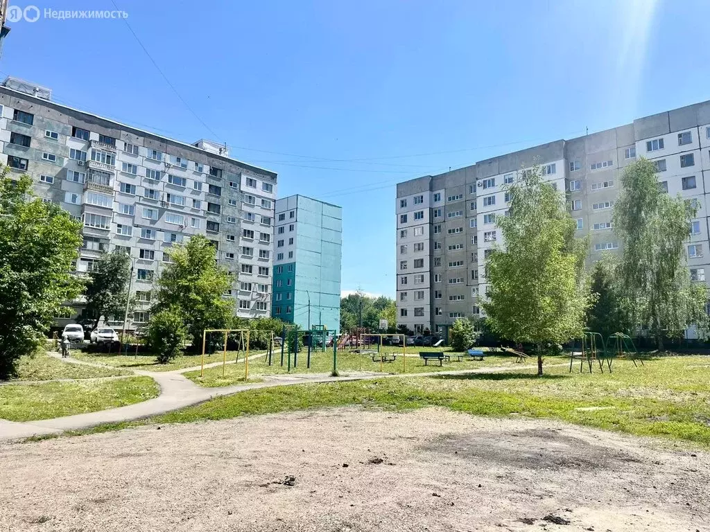 3-комнатная квартира: Пенза, Ладожская улица, 105 (62.7 м) - Фото 1