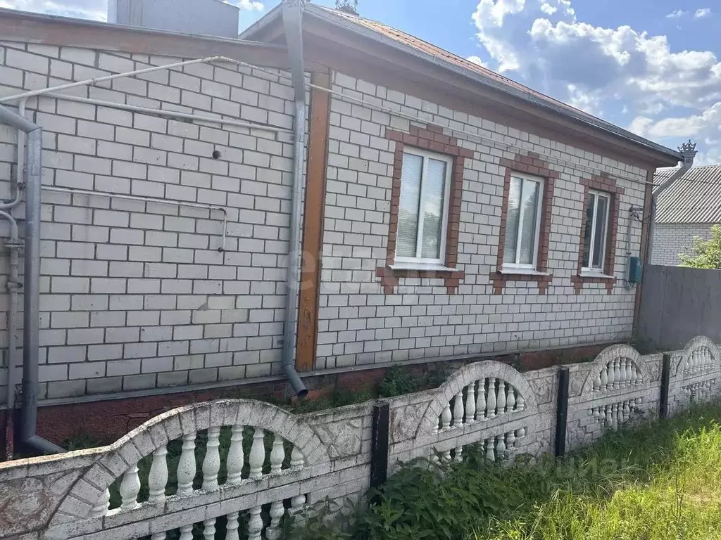 Дом в Белгородская область, Алексеевский муниципальный округ, с. ... - Фото 1