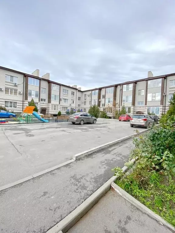 1-к. квартира, 37 м, 1/3 эт. - Фото 1