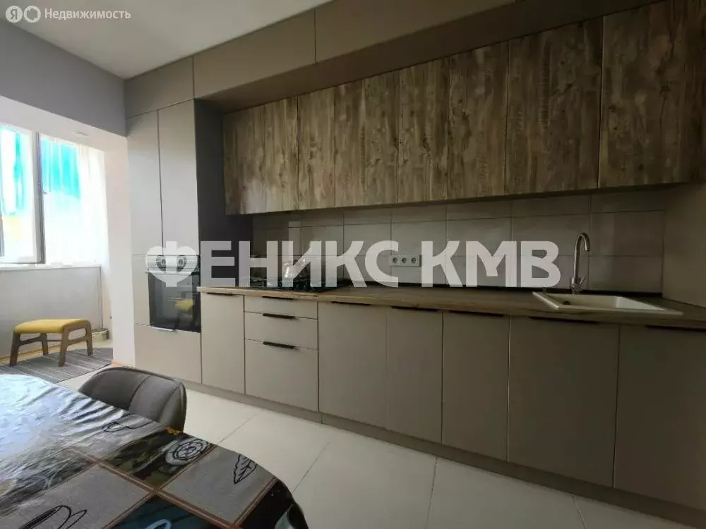 3-комнатная квартира: Лермонтов, улица Патриса Лумумбы, 43 (70 м) - Фото 0