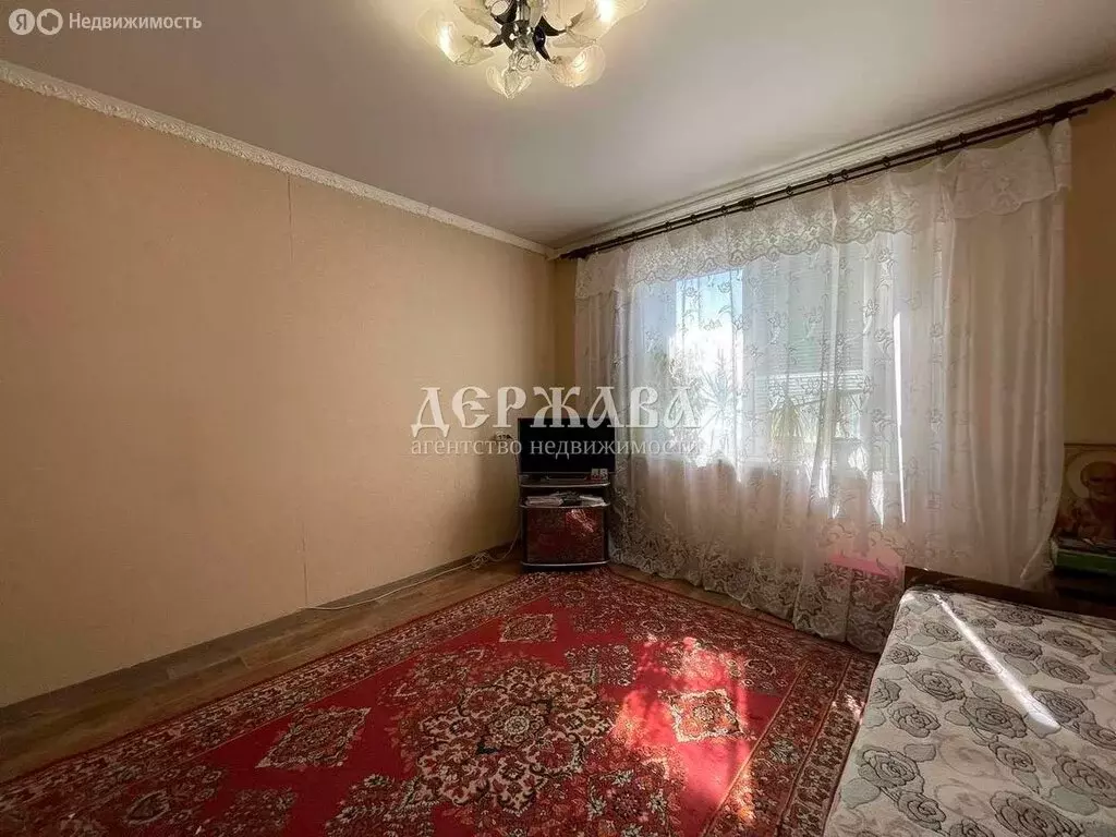 2-комнатная квартира: Старый Оскол, микрорайон Рудничный, 10 (47 м) - Фото 1