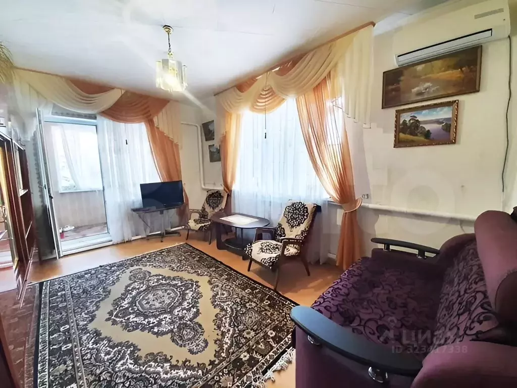 3-к кв. Краснодарский край, Ейское с/пос, пос. Октябрьский ул. ... - Фото 1