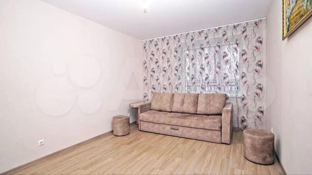 2-к. квартира, 60 м, 4/10 эт. - Фото 1