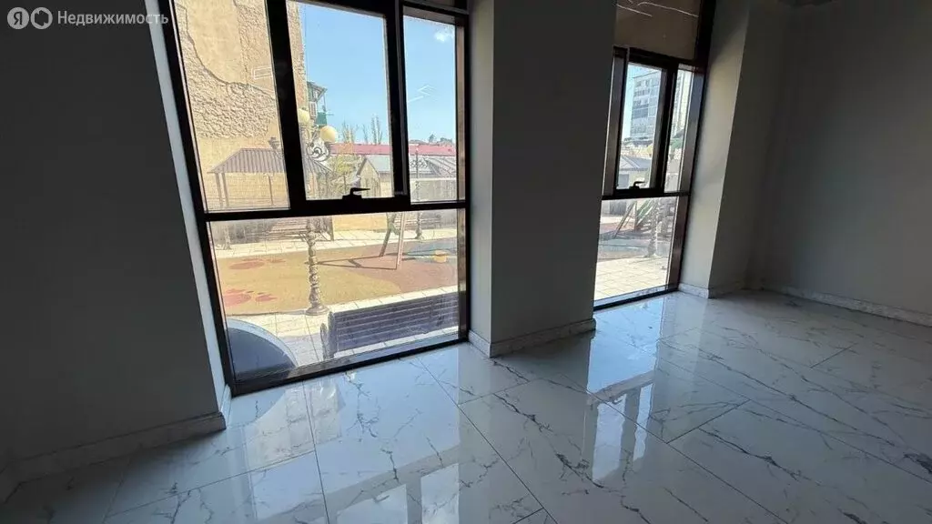 Торговая площадь (170 м) - Фото 2