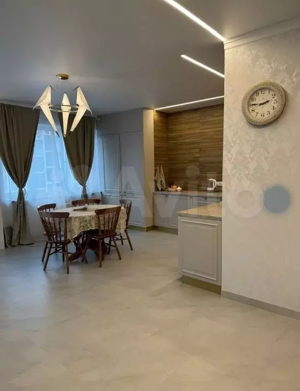 3-к. квартира, 100 м, 2/4 эт. - Фото 1