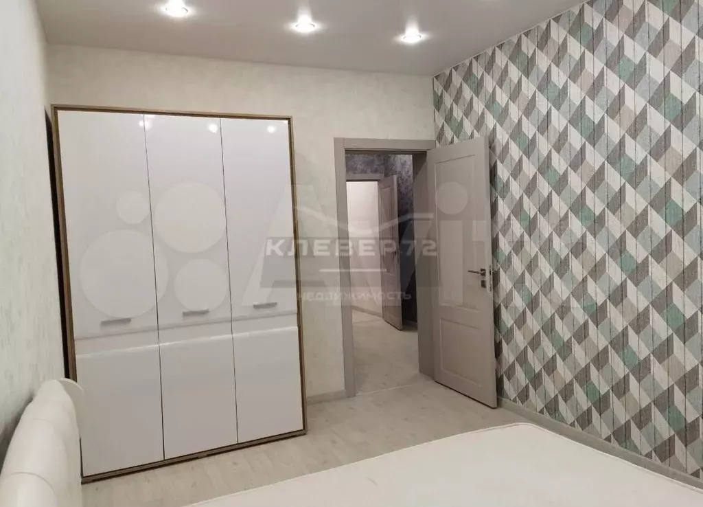 2-к. квартира, 60 м, 15/17 эт. - Фото 1