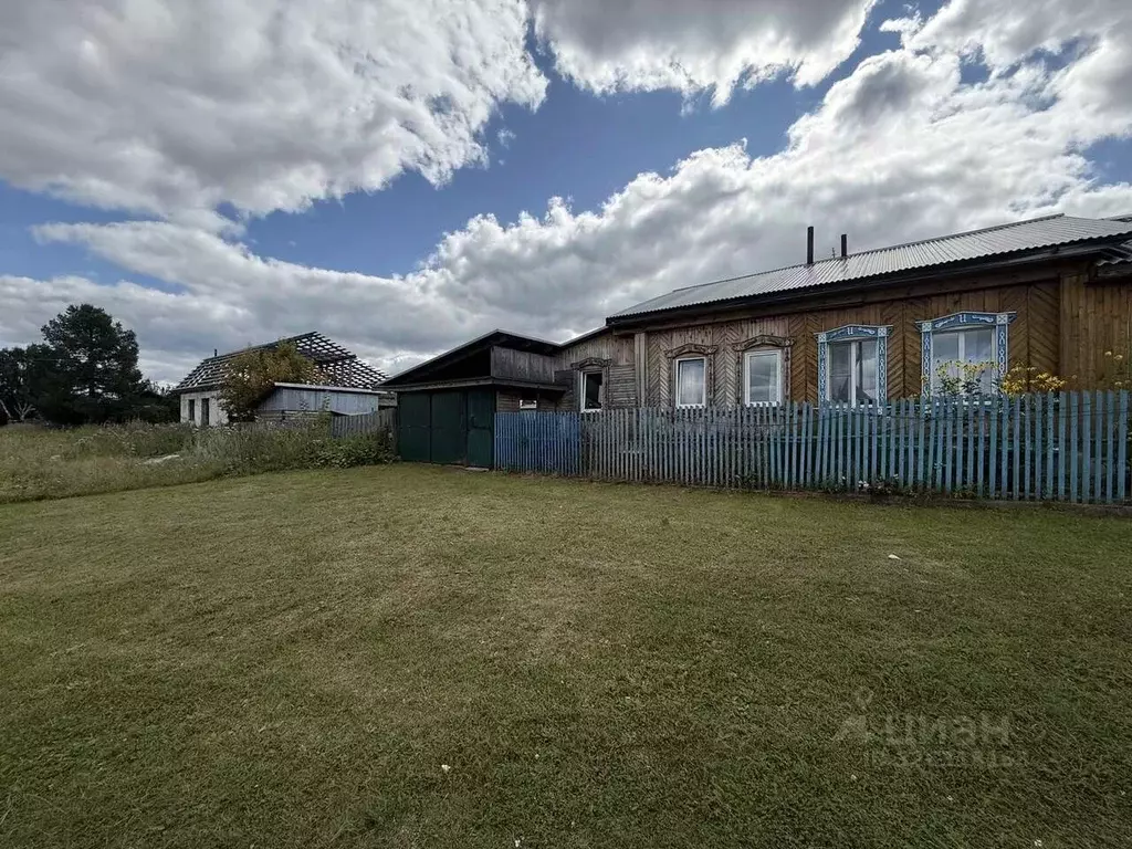 Дом в Свердловская область, Полевской муниципальный округ, с. ... - Фото 1
