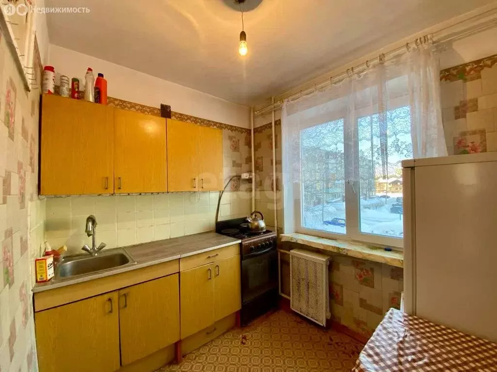 3-комнатная квартира: Коряжма, Архангельская улица, 11А (62.7 м) - Фото 1