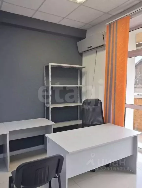 Офис в Алтай, Горно-Алтайск ул. Валерия Чаптынова (50 м) - Фото 2