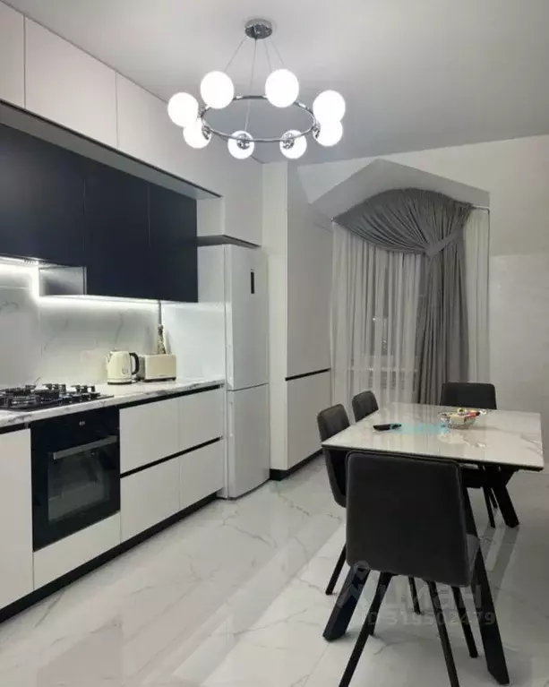 2-к кв. Северная Осетия, Владикавказ ул. Курсантов-Кировцев, 15Д (64.0 ... - Фото 0
