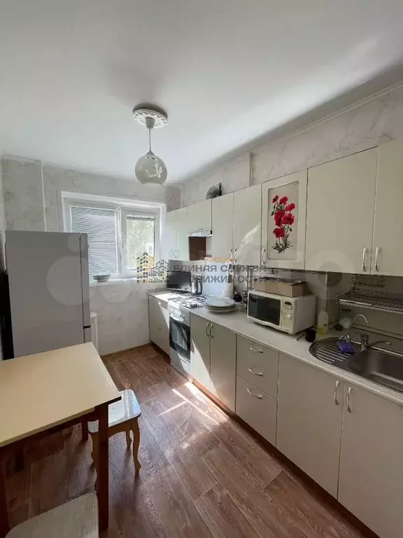 3-к. квартира, 65 м, 5/9 эт. - Фото 0