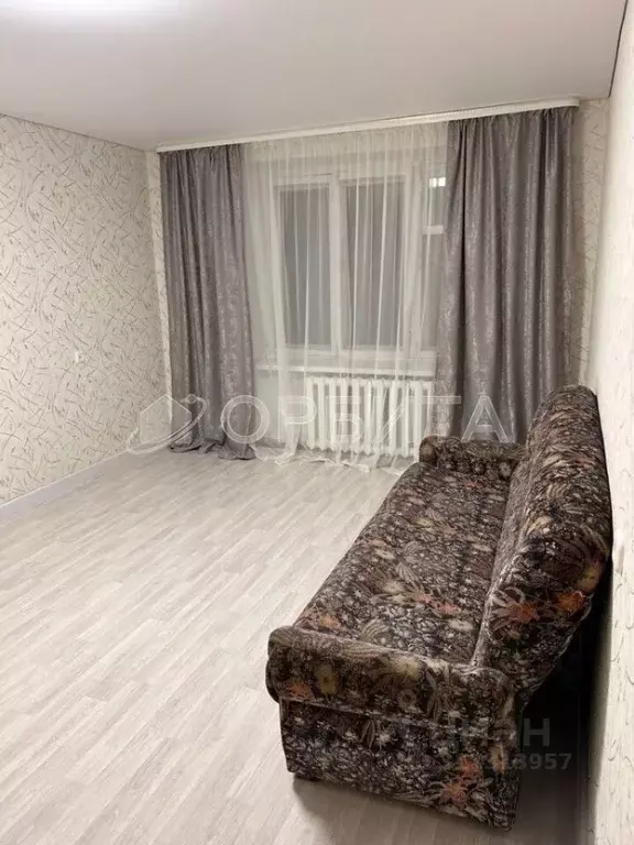 Комната Тюменская область, Тюмень ул. Олега Антонова, 6/2 (18.0 м) - Фото 0