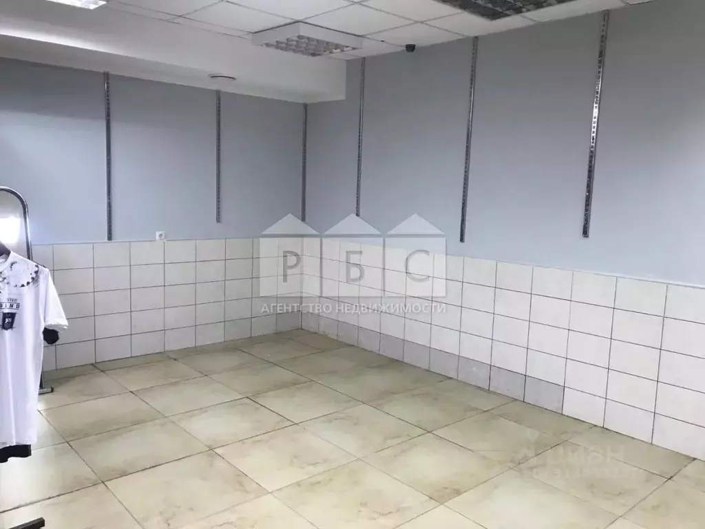 Помещение свободного назначения в Саратовская область, Саратов просп. ... - Фото 2