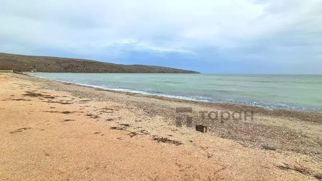 Участок в Крым, Ленинский район, с. Мысовое ул. Центральная, 88 (16.0 ... - Фото 1