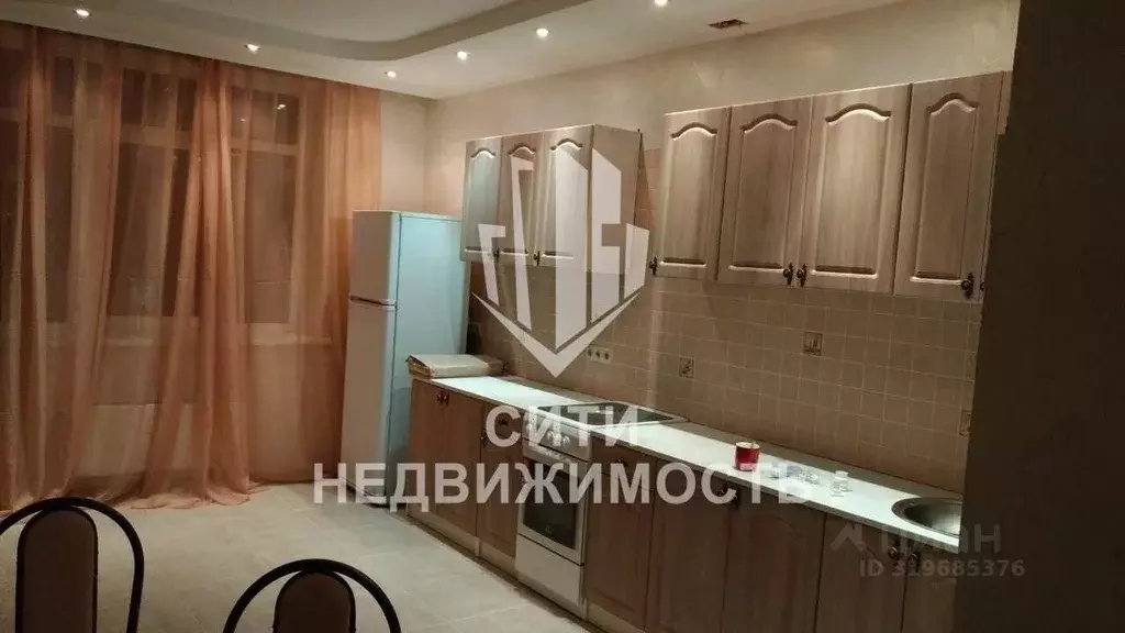 3-к кв. Москва пос. Коммунарка, ул. Бачуринская, 17 (120.0 м) - Фото 0