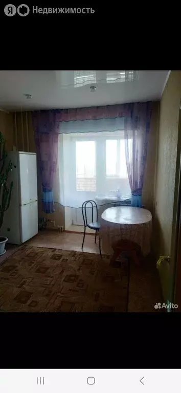 1-комнатная квартира: Губкин, Севастопольская улица, 109 (40 м) - Фото 0