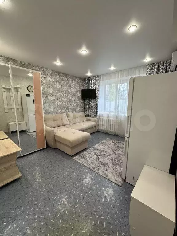 Комната 12,9 м в 1-к., 2/9 эт. - Фото 0