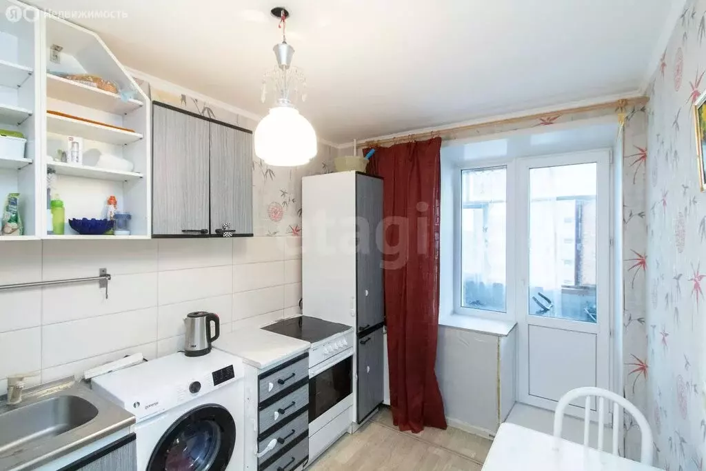 2-комнатная квартира: Тюмень, улица Мельникайте, 46 (47.5 м) - Фото 1