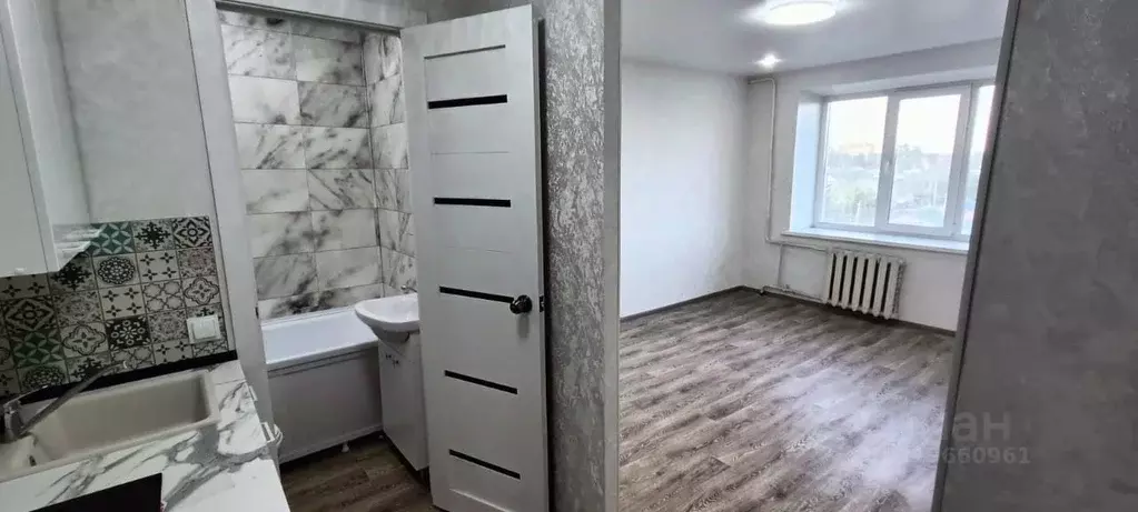 1-к кв. Омская область, Омск Московка мкр, ул. 2-я Ленинградская, 22 ... - Фото 0