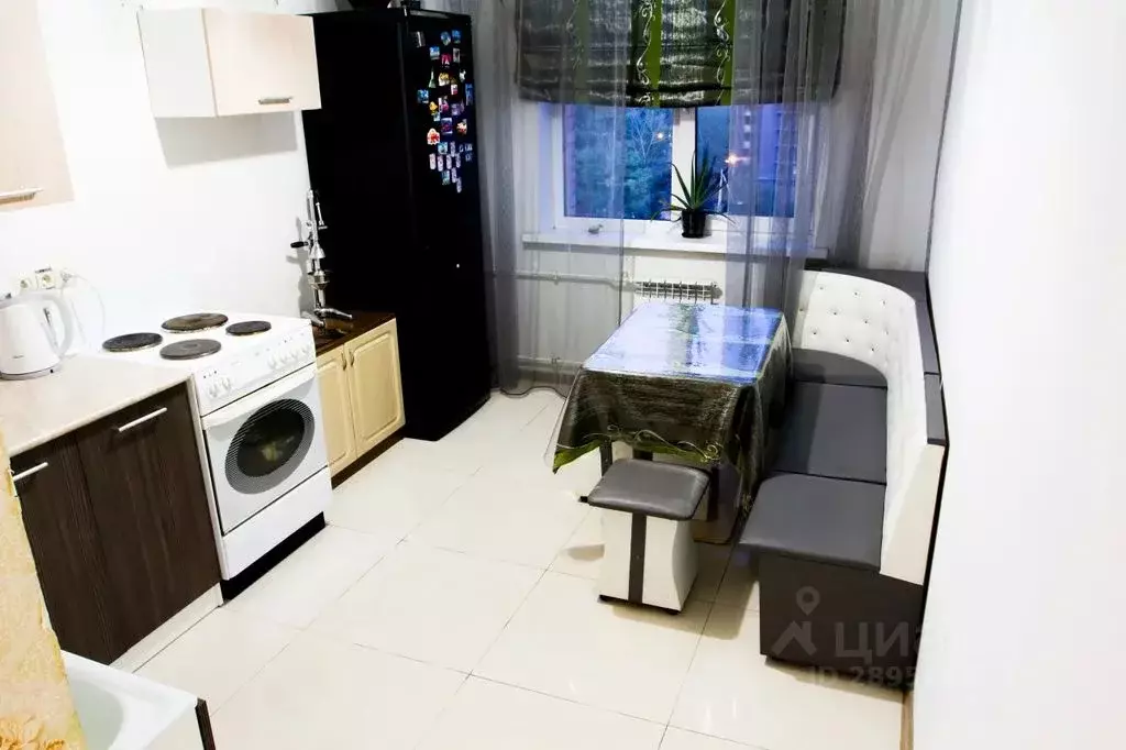 2-к кв. Иркутская область, Иркутск ул. Трилиссера, 8/5 (65.0 м) - Фото 1