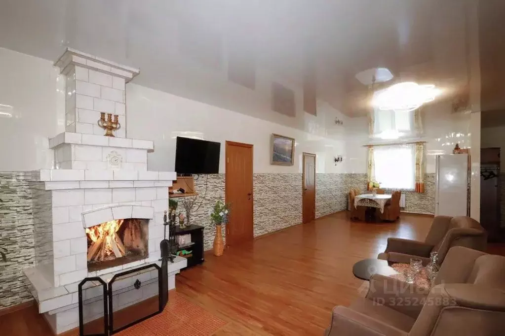 Дом в Иркутская область, Иркутский муниципальный округ, Ангарские ... - Фото 1