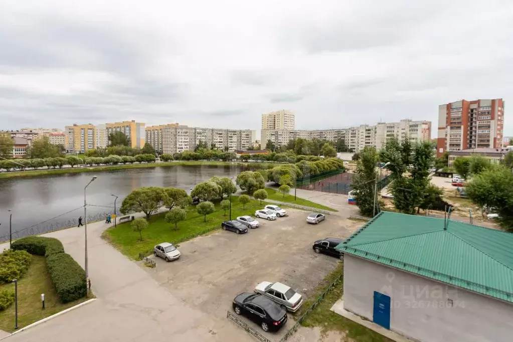 2-к кв. Тюменская область, Тюмень ул. Федюнинского, 3 (50.4 м) - Фото 1