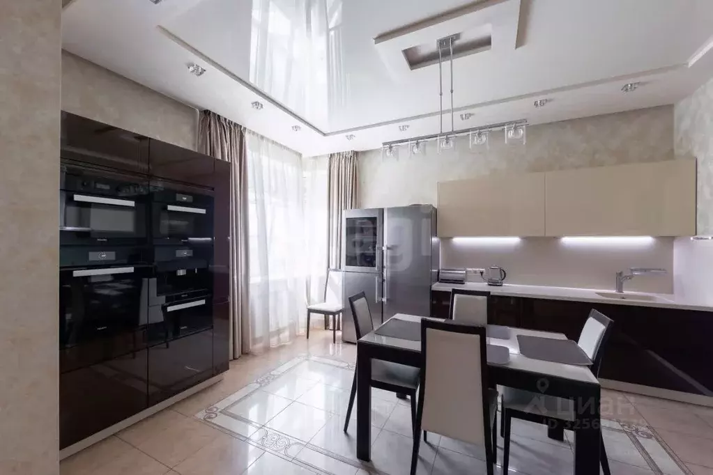 4-к кв. Москва Авиационная ул., 79К1 (167.9 м) - Фото 1