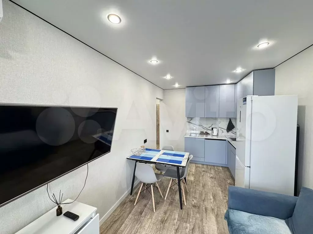 2-к. квартира, 40 м, 4/25 эт. - Фото 1