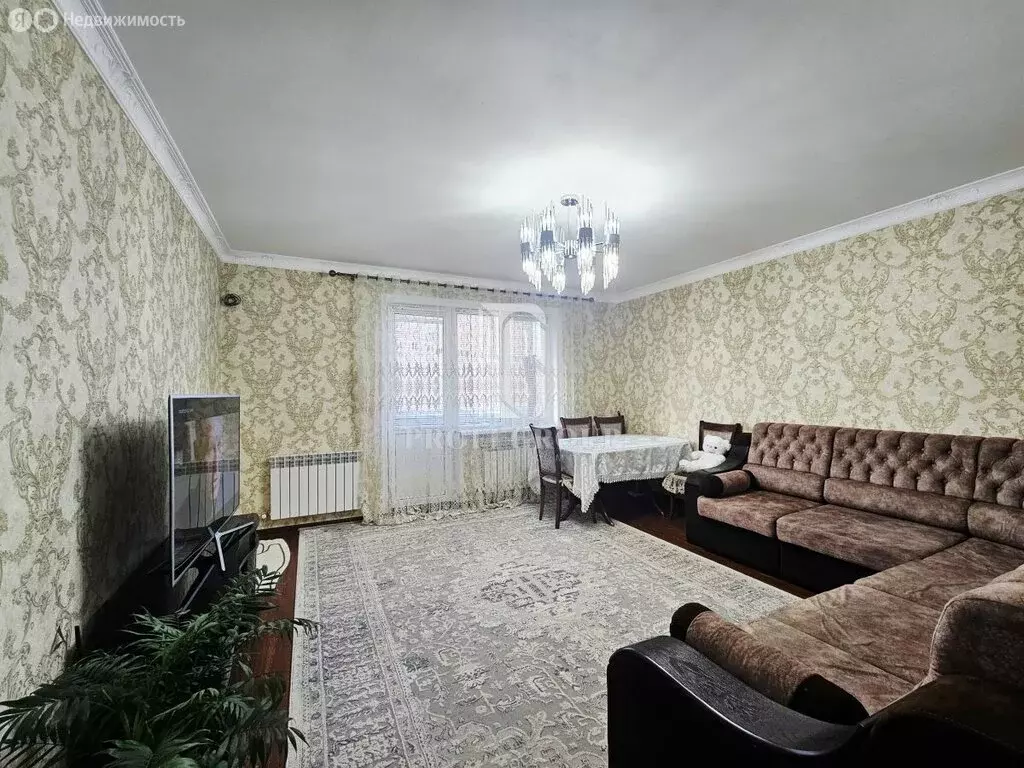 2-комнатная квартира: Махачкала, 2-й Гапцахский тупик, 8 (70 м) - Фото 1