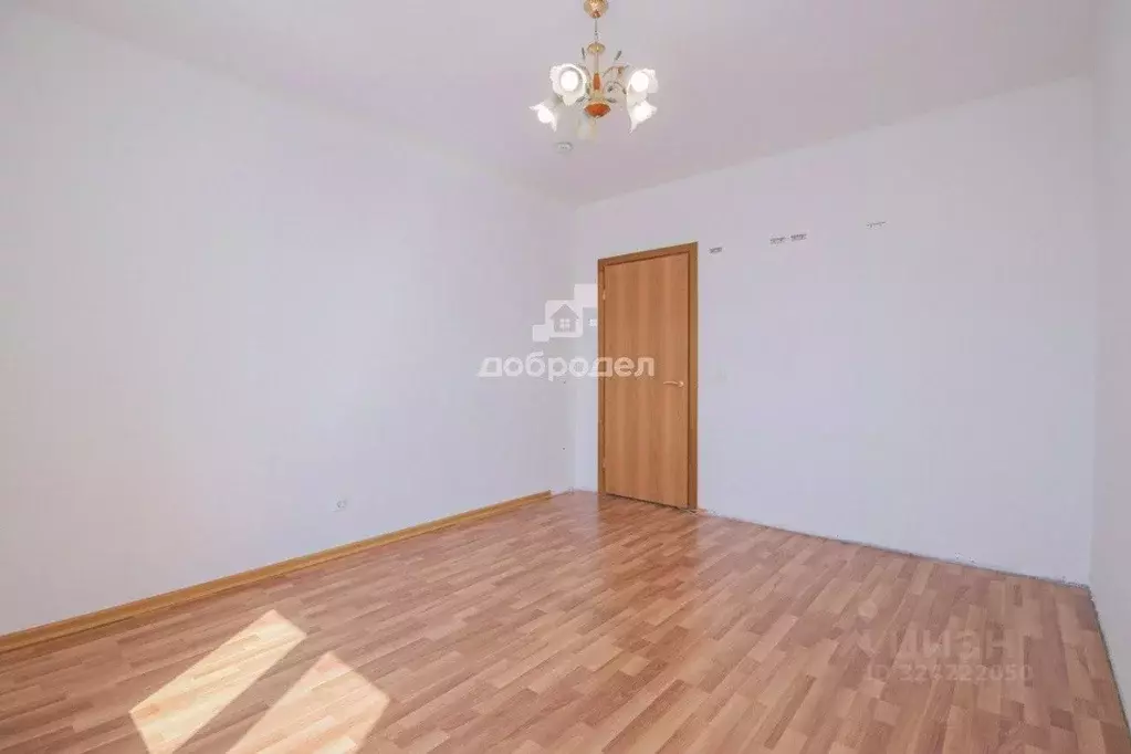 3-к кв. Свердловская область, Екатеринбург ул. Николая Островского, 1 ... - Фото 2