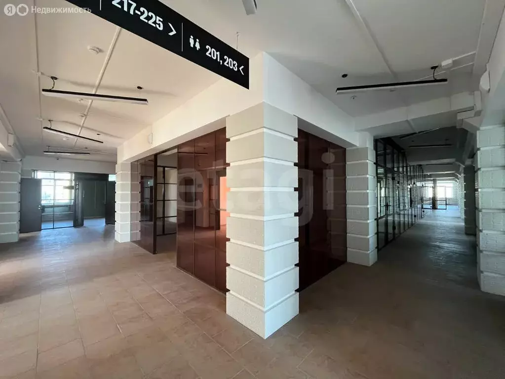 Торговая площадь (60.5 м) - Фото 1