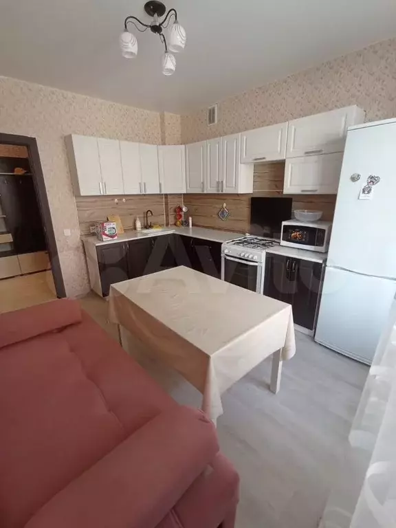 2-к. квартира, 65 м, 1/10 эт. - Фото 0