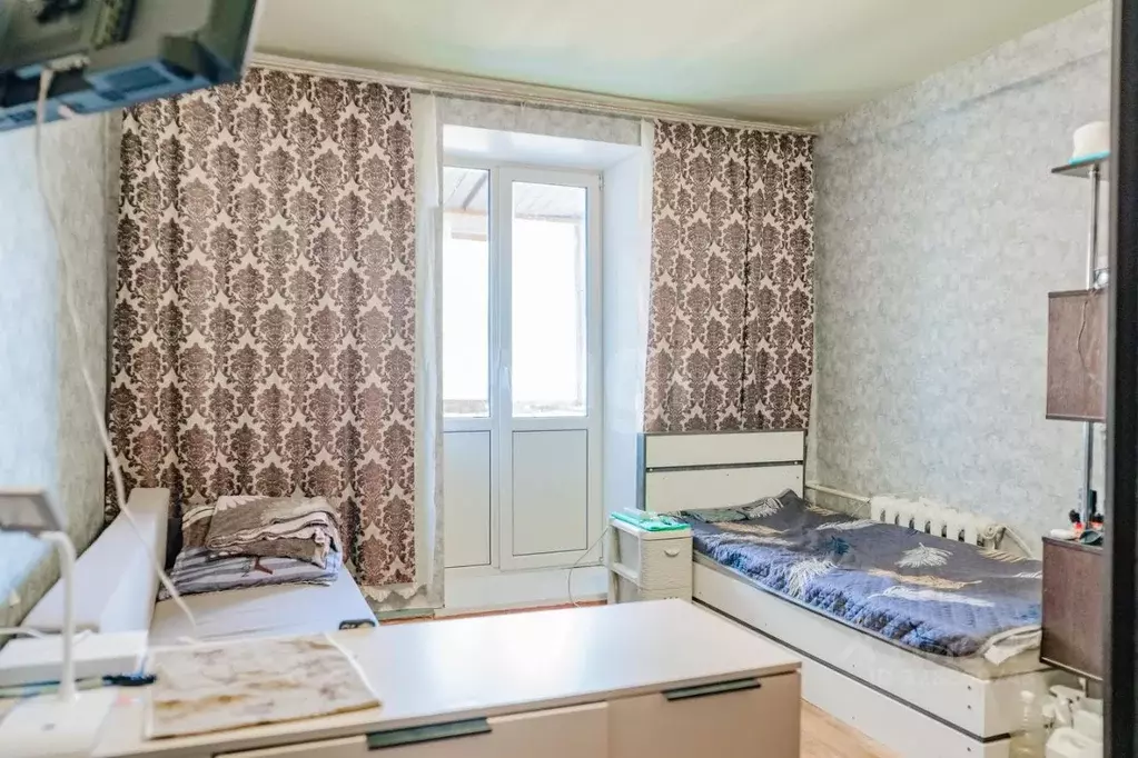 Комната Хабаровский край, Комсомольск-на-Амуре ул. Кирова, 42 (16.3 м) - Фото 1