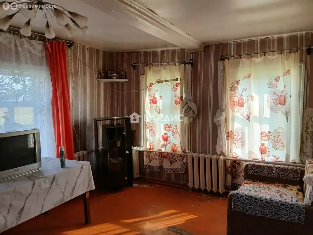 Дом в село Знаменка, Шоссейная улица (46.2 м) - Фото 1