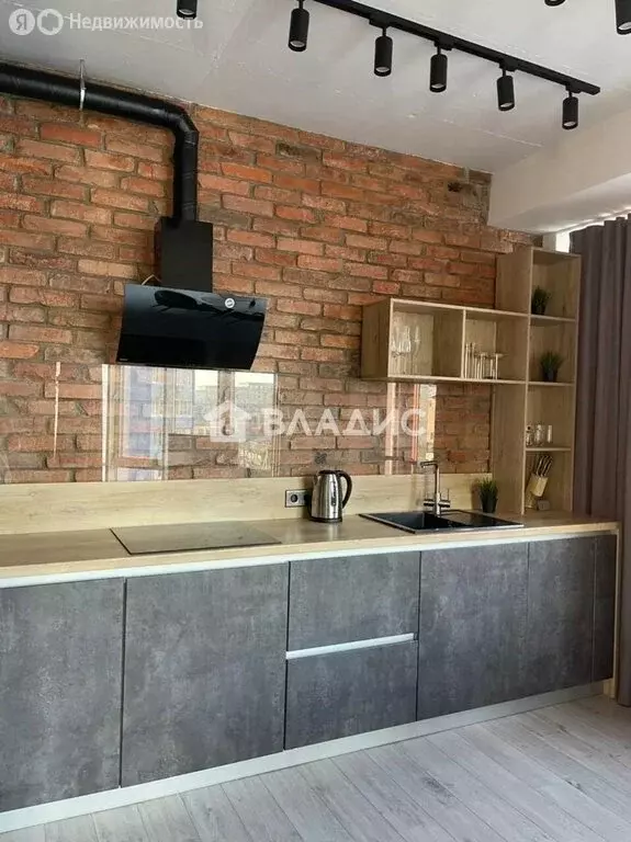 2-комнатная квартира: Владивосток, улица Толстого, 40А (51 м) - Фото 2