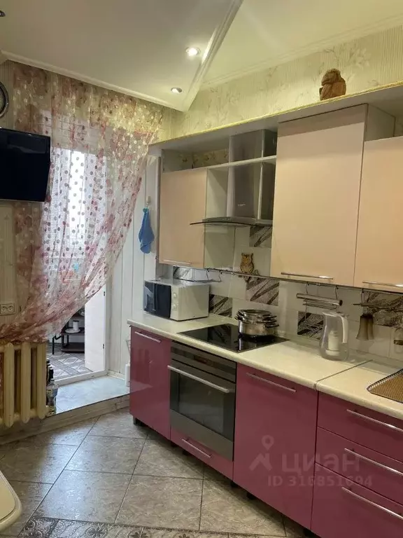 1-к кв. Тюменская область, Тюмень ул. Николая Чаплина, 126 (38.0 м) - Фото 0