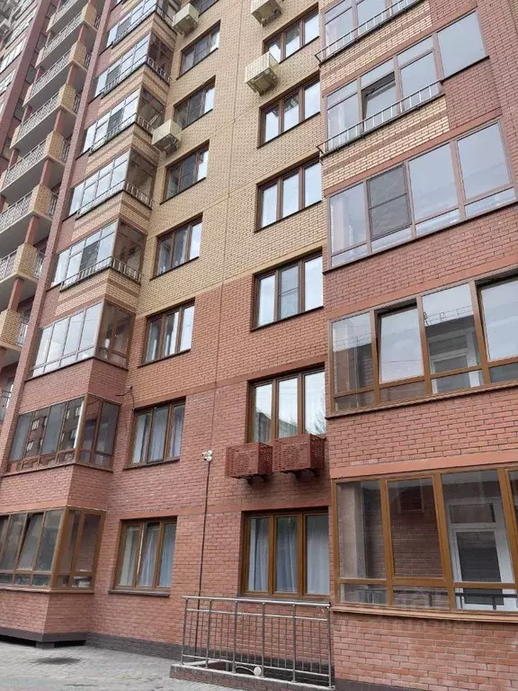 1-к кв. Омская область, Омск ул. Чернышевского, 2к3 (39.1 м) - Фото 0