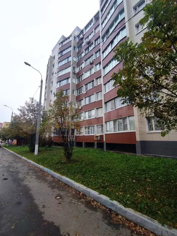 2-к. квартира, 73 м, 2/9 эт. - Фото 0