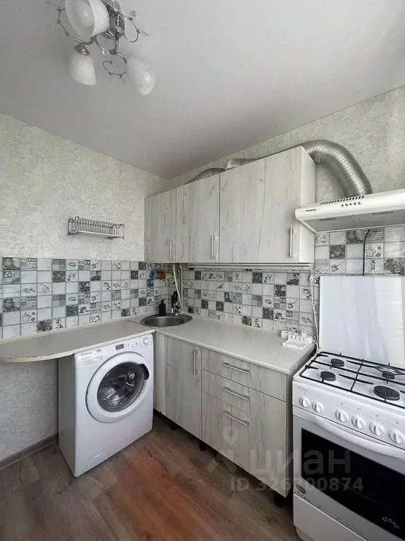 1-к кв. Крым, Феодосия ул. Гарнаева, 66 (31.6 м) - Фото 1