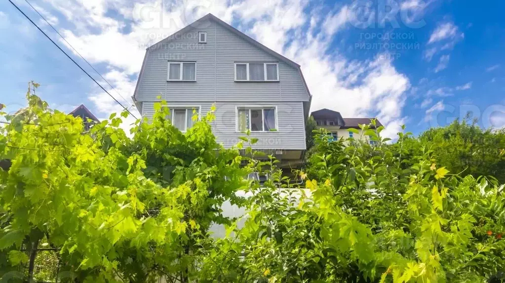 Дом в Краснодарский край, Сочи Гагарина мкр, пер. Рабочий, 41/3 (220 ... - Фото 1