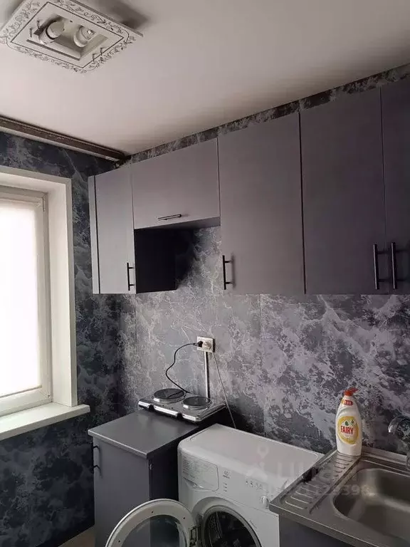 2-к кв. Хакасия, Черногорск ул. Калинина, 26 (45.0 м) - Фото 0