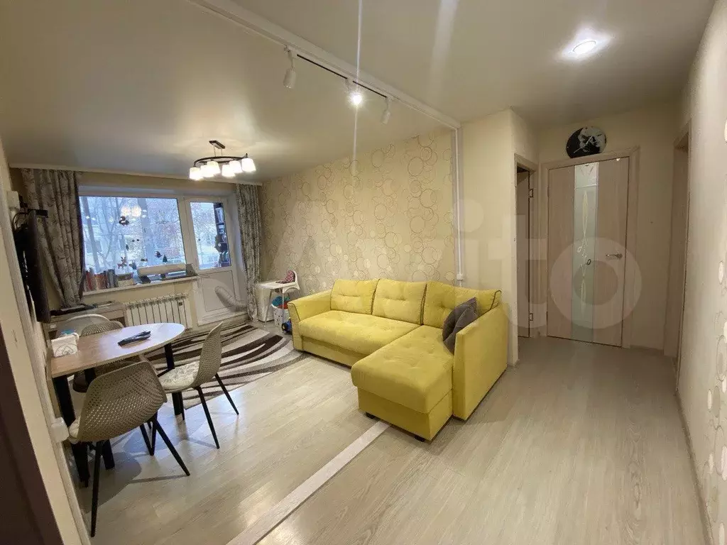3-к. квартира, 58 м, 2/5 эт. - Фото 0