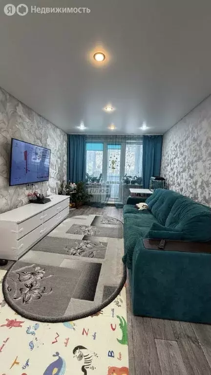 3-комнатная квартира: Златоуст, улица имени М.С. Урицкого, 15 (61.5 м) - Фото 1