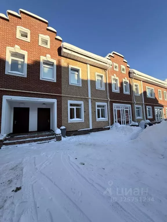 Таунхаус в Московская область, Красногорск городской округ, д. ... - Фото 1